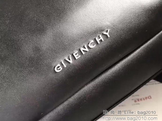 GlVENCHY紀梵希 爆款 頭層牛皮 原版亞銀五金 織帶＋兩顆小金屬五角星 休閒雙肩包 潮人必備款  tsg1225